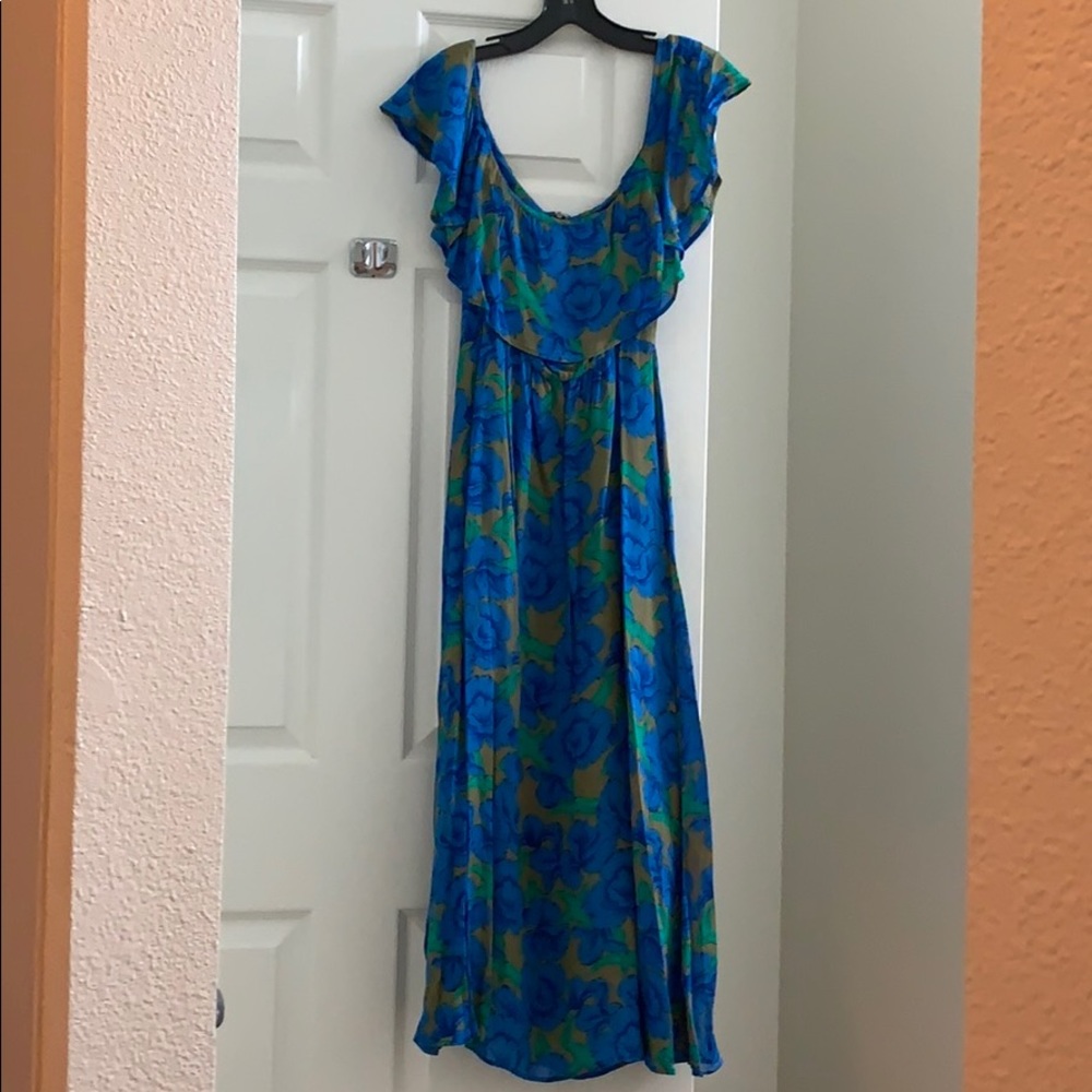 WEEKEND SALE Reformation Off-shoulder Midi Dress